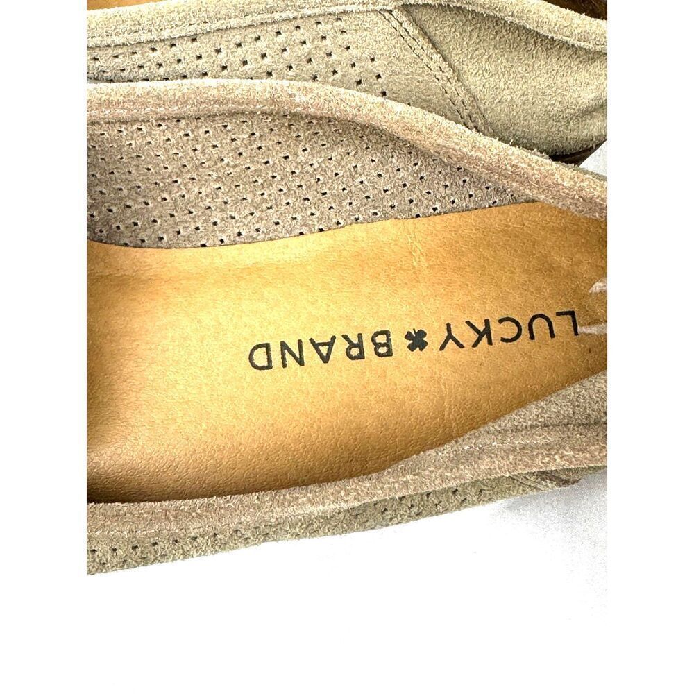 NWOB Lucky Brand Perforated Penny Loafers Beige Size 6 / See Description - Picture 6 of 10